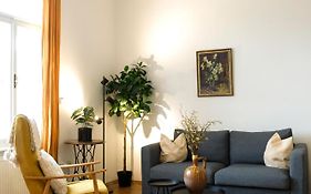 Stilvolles Apartment Im Zentrum - Free Parking