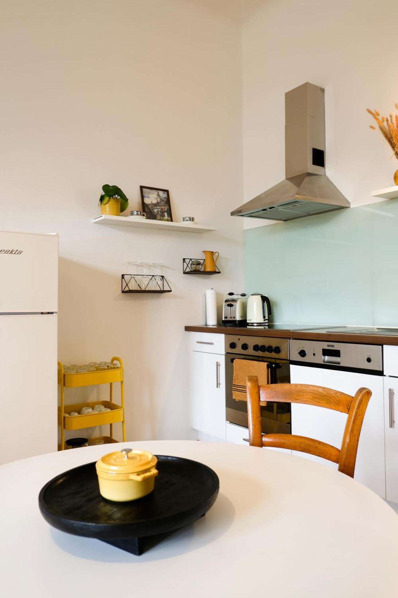 Stilvolles Apartment Im Zentrum - Free Parking Graz Kültér fotó